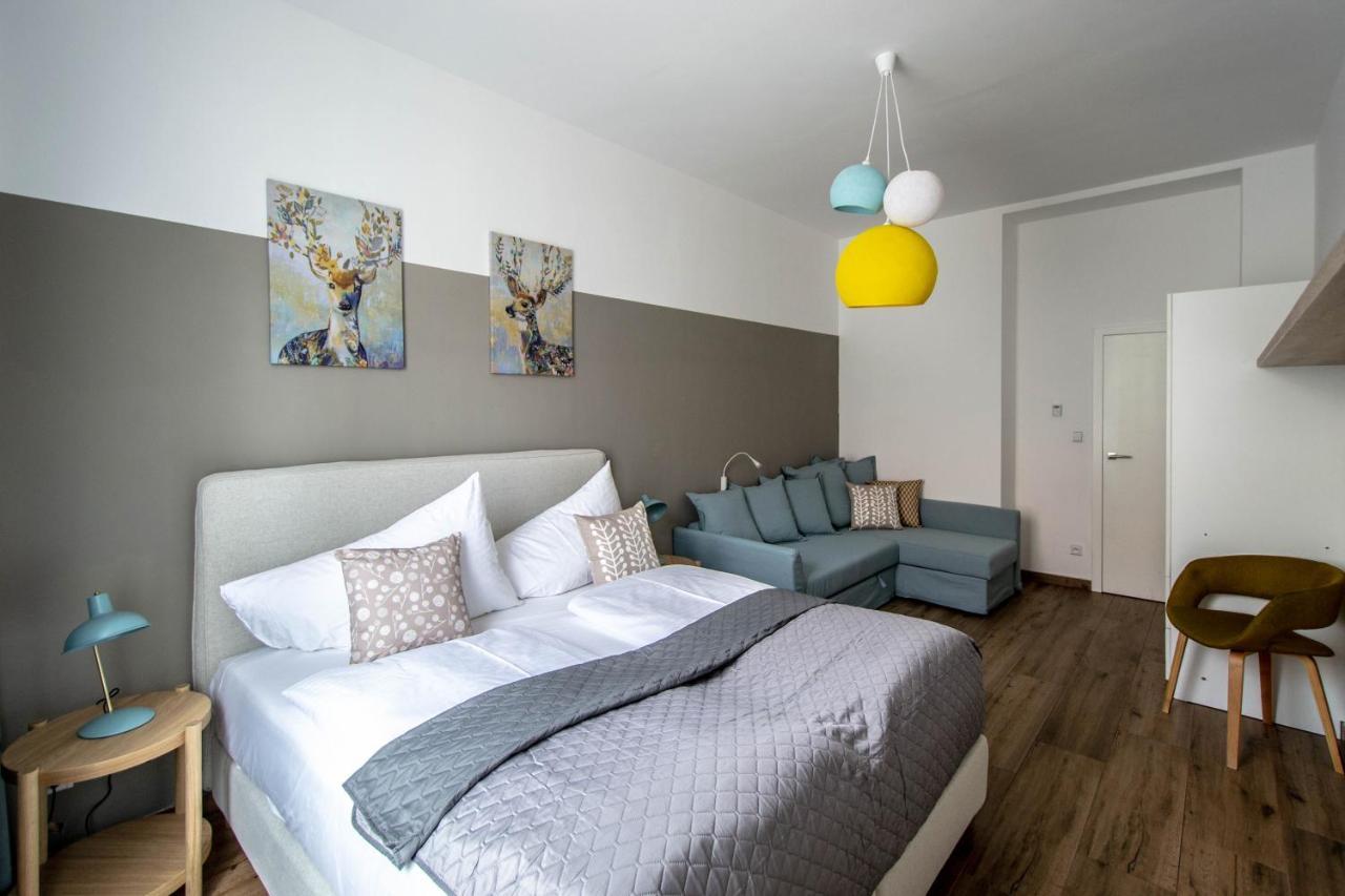 Executive Bright Apt. By Ruterra * Prag