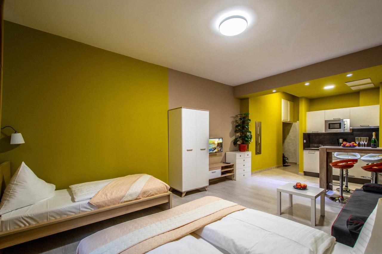 Executive Bright Apt. By Ruterra * Prag
